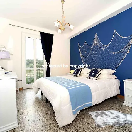 Attic Outstanding View Apartman Corniglia